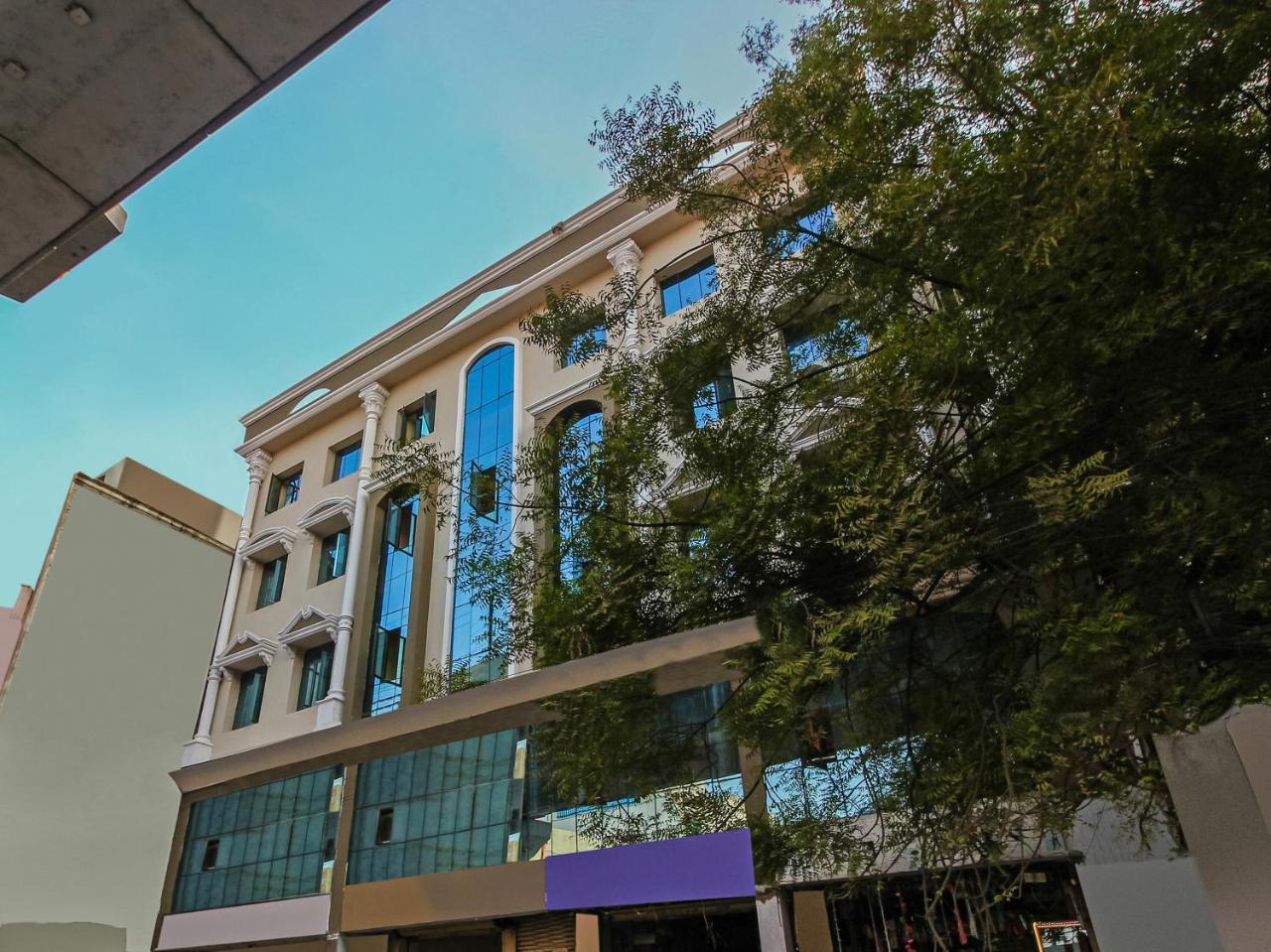 Oyo 23191 Flagship Hotel Raj Madan Hyderabad Exterior photo