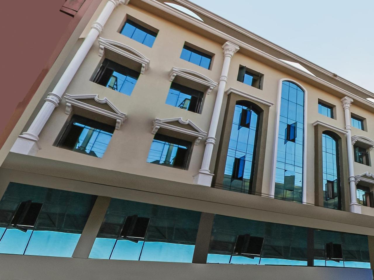 Oyo 23191 Flagship Hotel Raj Madan Hyderabad Exterior photo