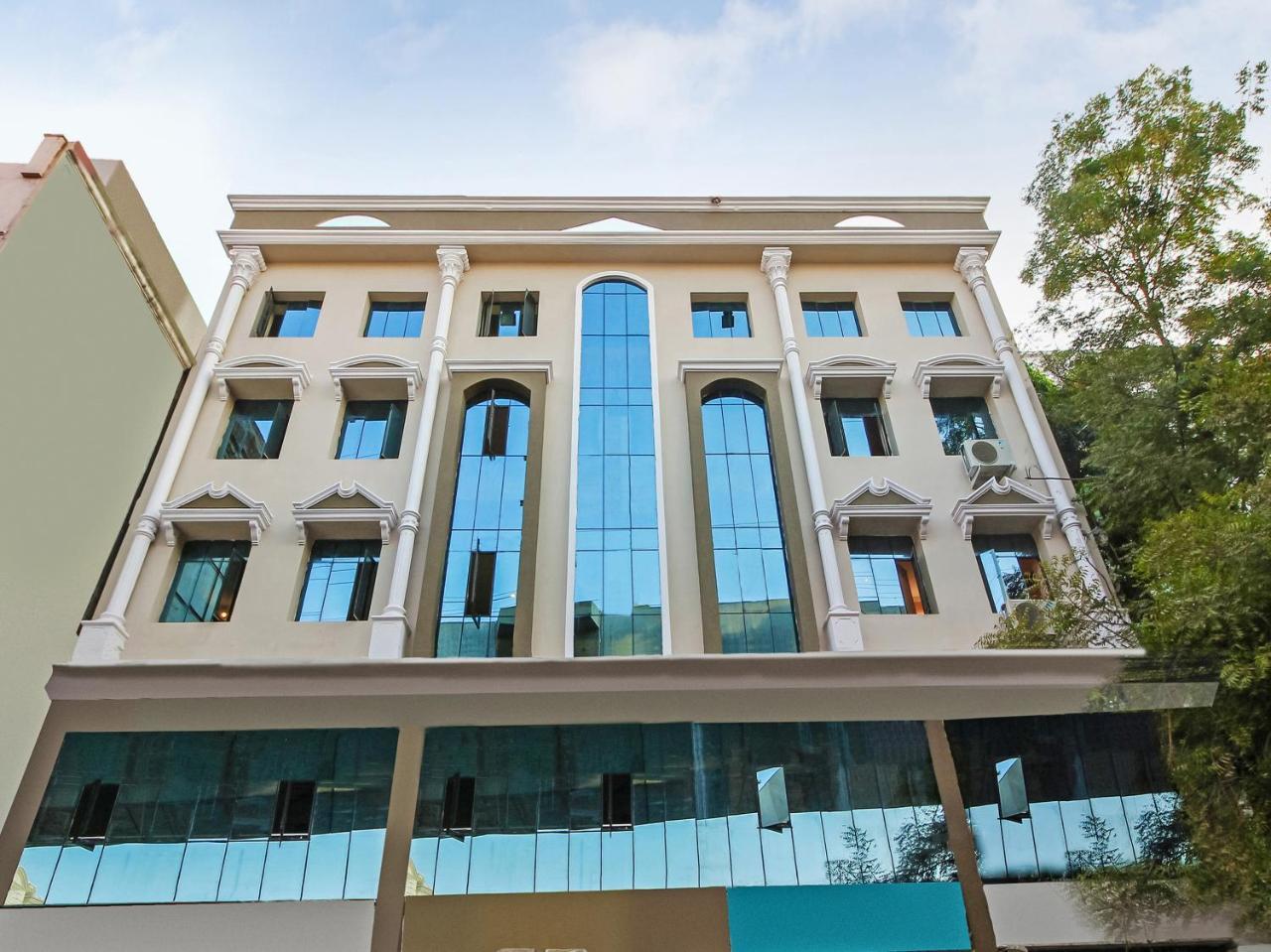 Oyo 23191 Flagship Hotel Raj Madan Hyderabad Exterior photo